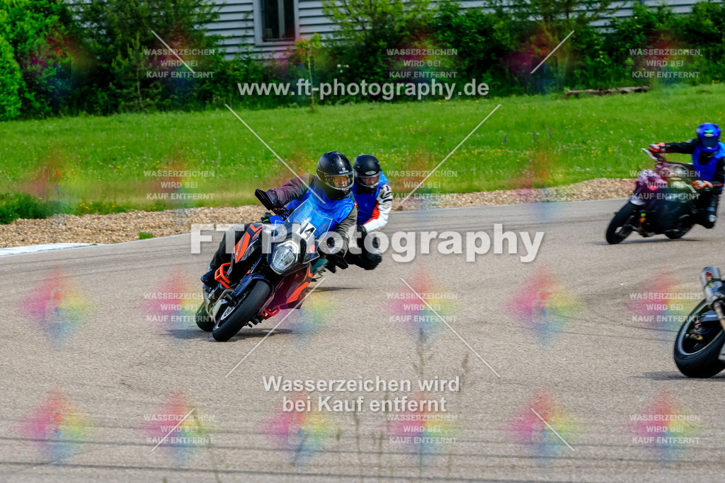 MotoTeam-9163 | Hier findet Ihr Bilder von Touristenfahrten auf der Nürburgring Nordschleife oder von anderen Veranstaltungen die ich besucht habe. Viel Spass beim Durch Schauen 