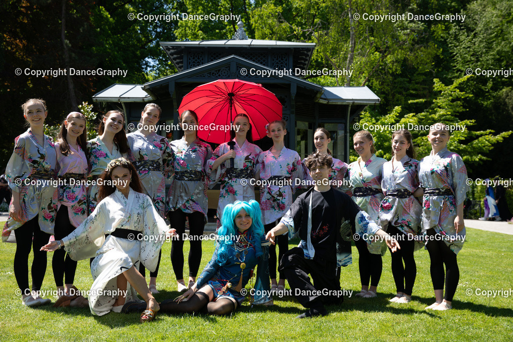 GPHY3977 | DanceGraphy - Realisiert mit Pictrs.com