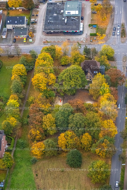 Hamm221011719 | Luftbild, Grünflächen Ostwennemarstraße, Kindergarten Villa Kunterbunt im Waldstück Ecke Alter Uentroper Weg, Herbstfarben, Uentrop, Hamm, Ruhrgebiet, Nordrhein-Westfalen, Deutschland,