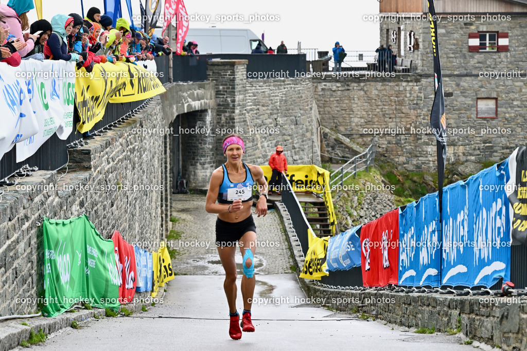 Großglockner Mountain Run | #245 Svestkova Struzkova Hana, Großglockner Mountain Run, Großglockner Mountain Run 2024 am 07.07.2024 in Heiligenblut (Großglockner), Austria, (Photo by Bernd Stefan)