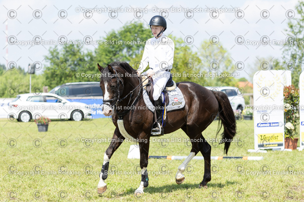 CL5A3831 | Emilia Reinking Fotografie - Realisiert mit Pictrs.com