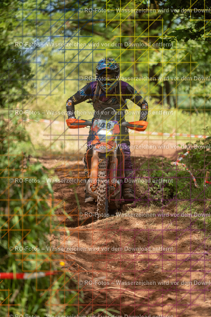 Wolfshausen 5 Lauf -655 | Sportfotografie von RO-Fotos: Motorsport, Motocross, Enduro, Laufveranstaltungen und Triathlon. Professionelle Fotos von Sportlern und Events. - Realisiert mit Pictrs.com
