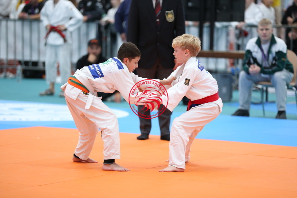 AT3Y0347 | Fotos vom Adler Cup - Pictures from Adler Cup

Hier findet Ihr alle Eindrücke und großen Momente der Adler Cup Wochenenden. Here you will find all impressions and great moments of the Adler Cup weekends. - Realisiert mit Pictrs.com