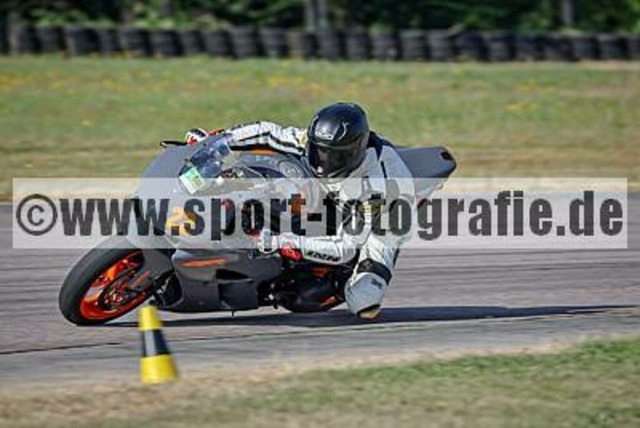 pube0684 | Professionelle Fotos von Sportveranstaltungen, aber auch Hochzeiten und anderen Events. - Realisiert mit Pictrs.com