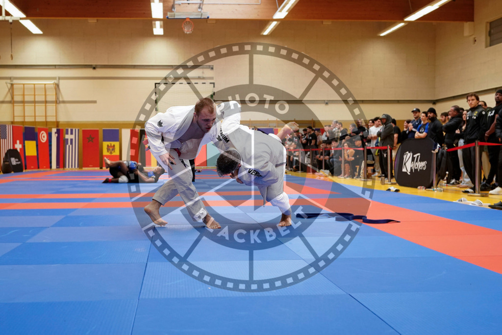 20240203PBB08414 | Fighters compete during the Brazilian Jiu-Jitsu Championship of the AJP Tour in Maintal by Frankfurt am Main, Germany, on February 2, 2024.