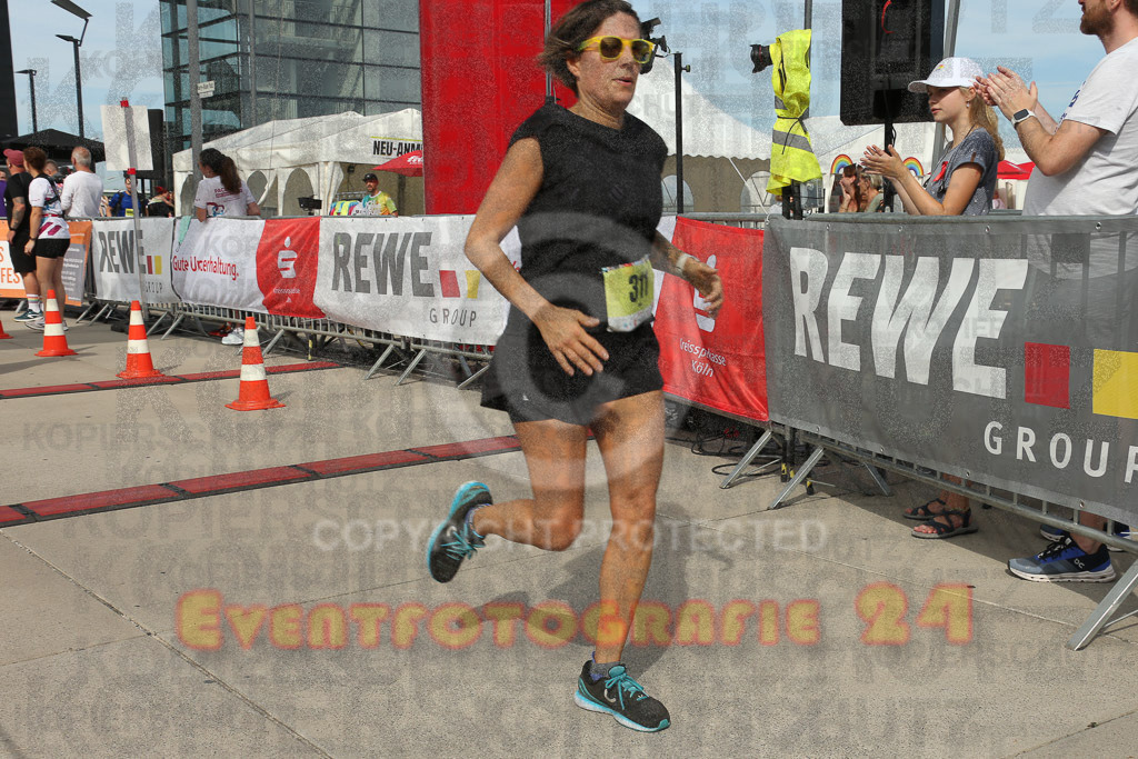 230916_1501_EX1_4824 | Sportfotografie im Rhein-Sieg Kreis, Köln, Bonn, NRW, Rheinland Pfalz, Hessen, etc. Unser Tätigkeitsfeld umfasst den Laufsport vom Volkslauf über den Marathon, Duathlon, Triathon bis zum Ultralauf wie Kölnpfad Ultra oder Schindertrail.