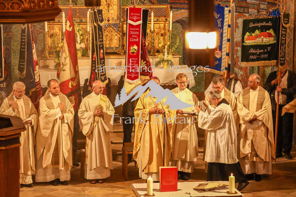 OE7A4702 | Medien- Sport- Entertainmentfotos