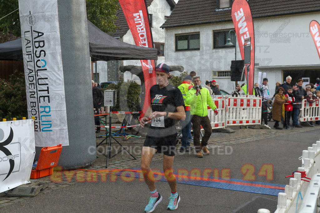 221127_1204_EV9_3235 | Sportfotografie im Rhein-Sieg Kreis, Köln, Bonn, NRW, Rheinland Pfalz, Hessen, etc. Unser Tätigkeitsfeld umfasst den Laufsport vom Volkslauf über den Marathon, Duathlon, Triathon bis zum Ultralauf wie Kölnpfad Ultra oder Schindertrail.