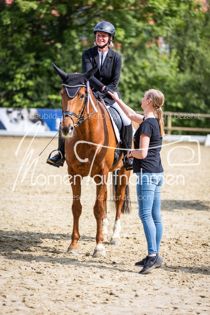 Donop24-A2-Dre-087 | MomenTaufnahmen Pferdesportfotos