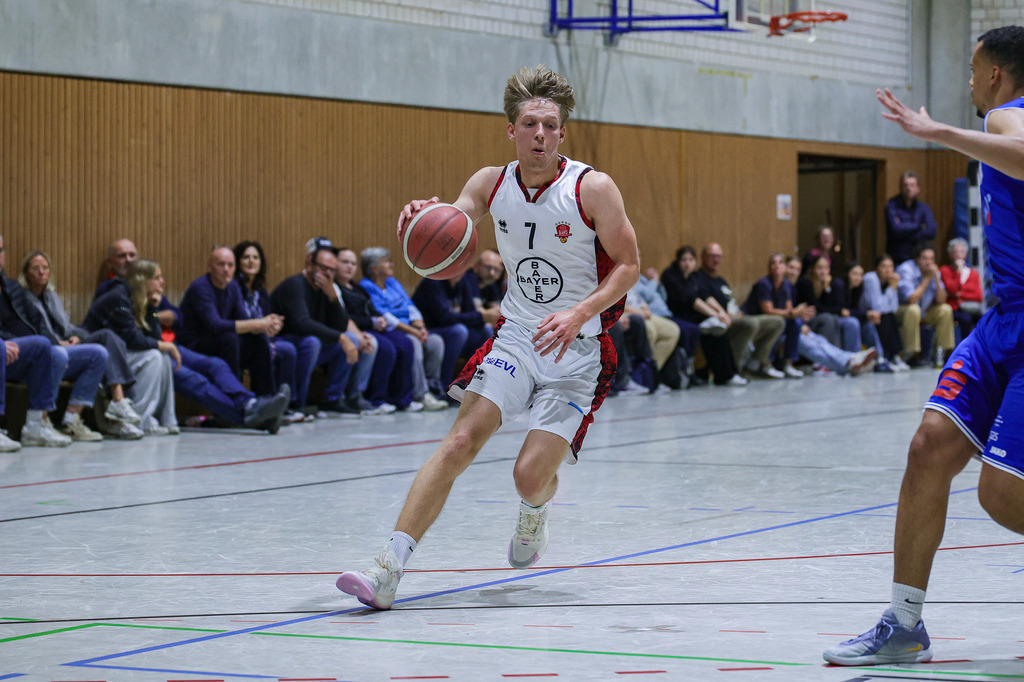 Regio BAYER GIANTS vs NEW Elephants Grevenbroich-26 | Fotos von Basketballspielen aus dem Raum NRW fotografiert von Gero Mueller-Laschet und Daniel Schaefer - Realisiert mit Pictrs.com