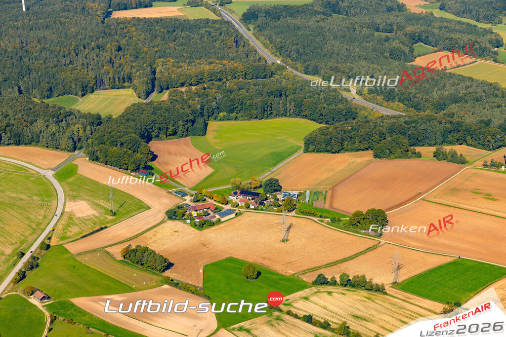 Schöne Luftaufnahme Littenschwang Ursensollen - Die Luftaufnahme wurde 2025 vom Flugzeug heraus erstellt ( keine Drohne ) - Hochauflösende Luftaufnahme - für professionelle Ausdrucke geeignet. Die Geschenkidee !Mit Lizenz und Bildrechte bestellbar