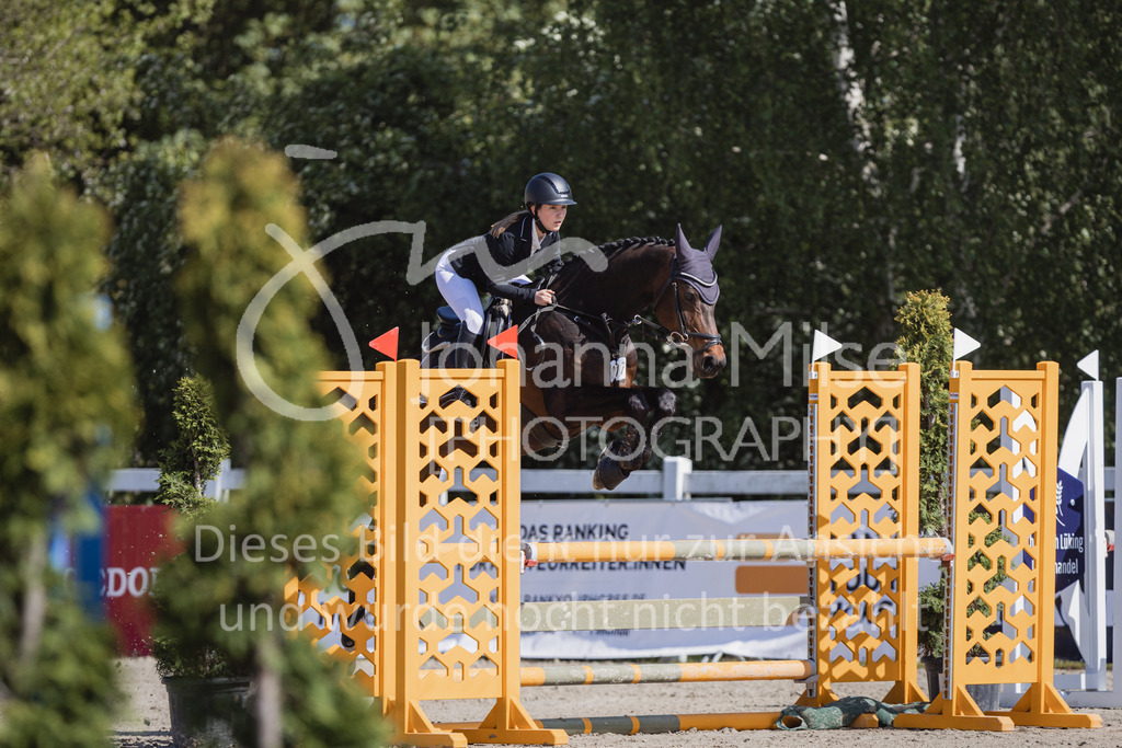 230519_MayDays_Stil-A2-U25-112 | Deine schönsten Turniermomente als professionelle Fotos! Entdecke hochwertige Pferdesport-Fotografie im Online-Shop. Jetzt Fotos finden & bestellen!