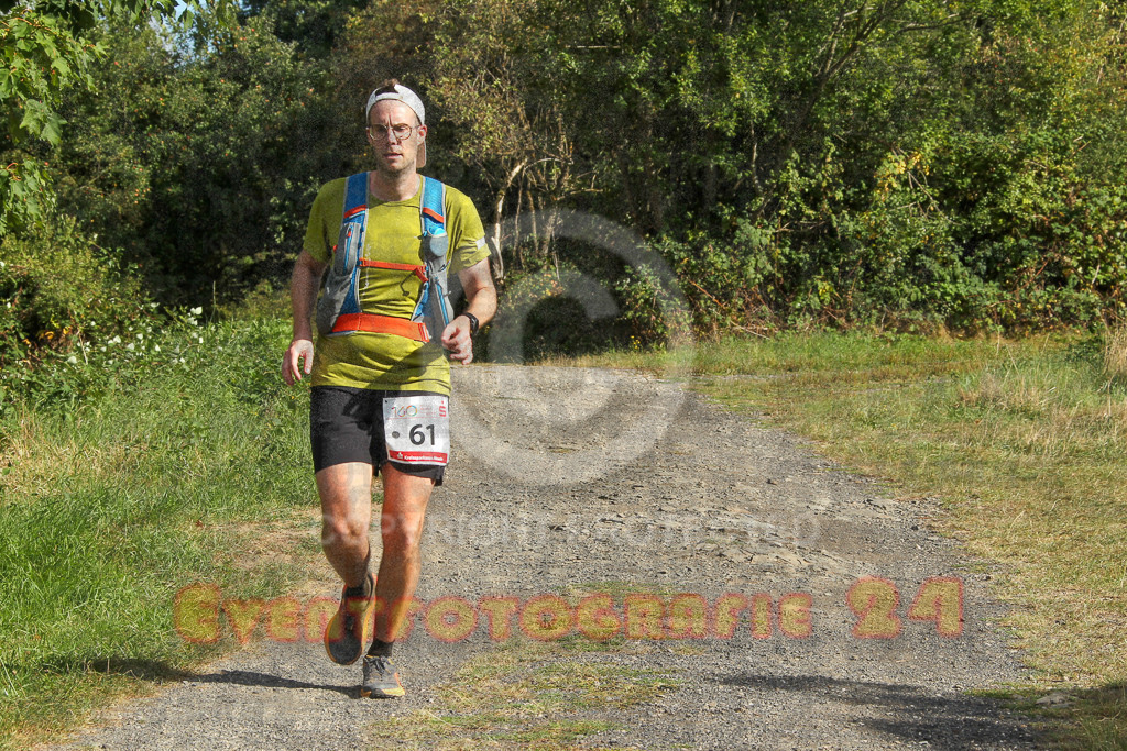 250830_1624_EV4_4666 | Sportfotografie im Rhein-Sieg Kreis, Köln, Bonn, NRW, Rheinland Pfalz, Hessen, etc. Unser Tätigkeitsfeld umfasst den Laufsport vom Volkslauf über den Marathon, Duathlon, Triathon bis zum Ultralauf wie Kölnpfad Ultra oder Schindertrail.