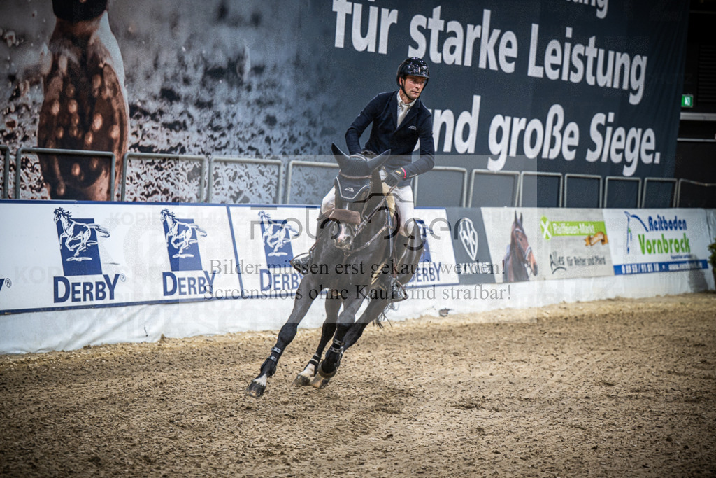 DOS_2442 | Entdecke hochwertige Reitturnierfotos von Foto Oger. Professionell, emotional und authentisch – jetzt Lieblingsmomente im Shop bestellen.Deutschlandweite Turnierfotografie. - Realisiert mit Pictrs.com
