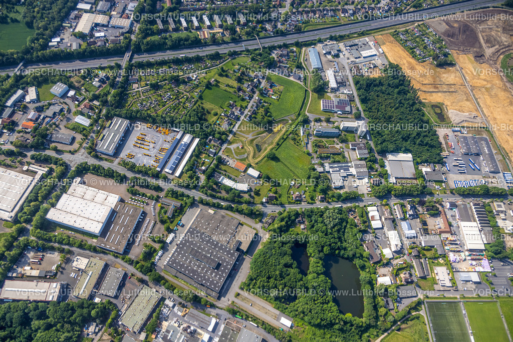 Recklinghausen220501261 | Luftbild der ehemaligen Trabrennbahn Recklinghausen mit angrenzender Blitzkuhlenstraße,  Hillerheide, Recklinghausen, Ruhrgebiet, Nordrhein-Westfalen, Deutschland