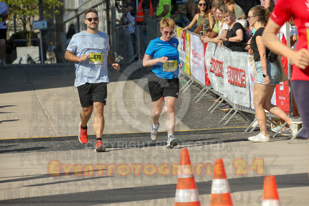 240921_1508_EX1_4445 | Sportfotografie im Rhein-Sieg Kreis, Köln, Bonn, NRW, Rheinland Pfalz, Hessen, etc. Unser Tätigkeitsfeld umfasst den Laufsport vom Volkslauf über den Marathon, Duathlon, Triathon bis zum Ultralauf wie Kölnpfad Ultra oder Schindertrail.