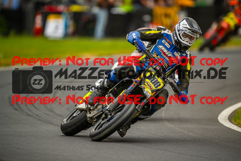 MaZZes_FotoMatrix_230702_9840 | S1