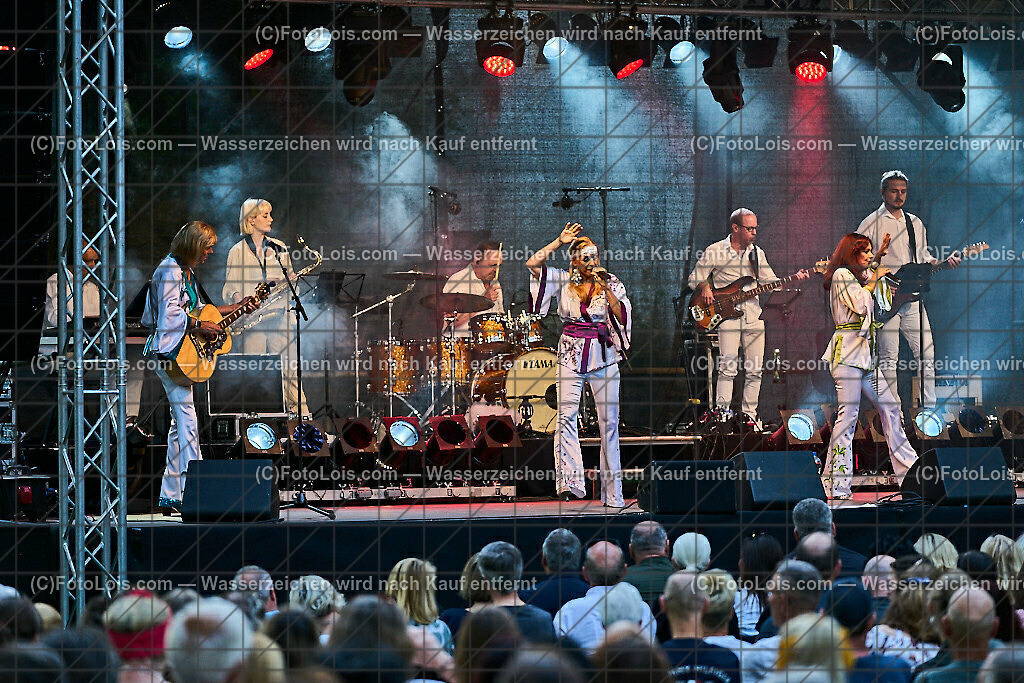 ALP1937_MAGIC of ABBA_MAMMA MIA | (C)FotoLois.com, Alois Spandl, MAMMA MIA - What a Show mit THE MAGIC of ABBA im Stadtpark Wieselburg, Fr 11. Aug. 2023.