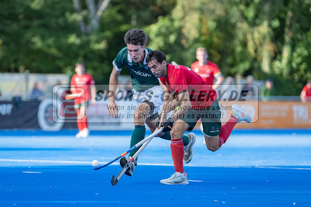 HK_20231007_105208 | 1.Bundesliga Herren Crefelder HTC - Uhlenhorst Mülheim am 7.10.2023 CHTC, Krefeld , Robert Duckscheer ( Uhlenhorst Mülheim #16 ) , Martin Ignacio Ferreiro ( Crefelder HTC #18 )