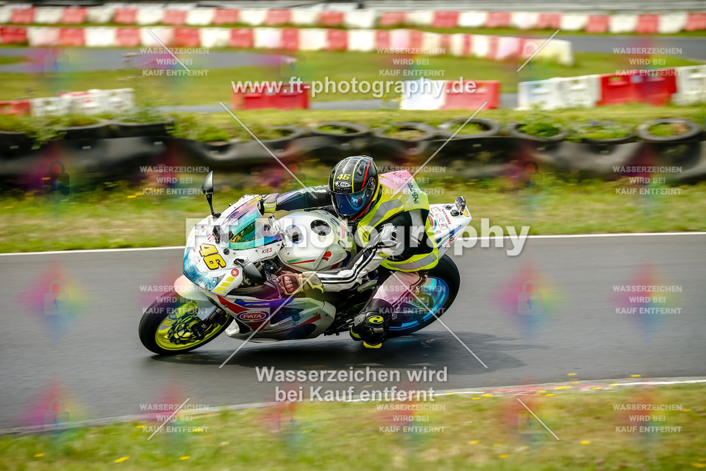 VBK-4661 | Hier findet Ihr Bilder von Touristenfahrten auf der Nürburgring Nordschleife oder von anderen Veranstaltungen die ich besucht habe. Viel Spass beim Durch Schauen 