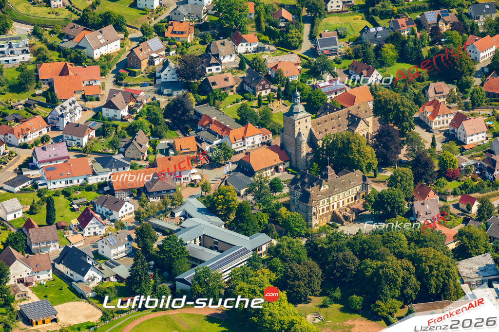 Neuenheerse Bad Driburg Bild- Das Luftbild wurde 2025 vom UL-Flugzeug heraus erstellt ( keine Drohne bzw. Drohnenaufnahme ) - Hochauflösende Luftaufnahme -Nicht vergleichbar mit Google Maps oder Satelittenbilder- Die Geschenkidee !Mit Lizenz und Bildrechte bestellbar - CC