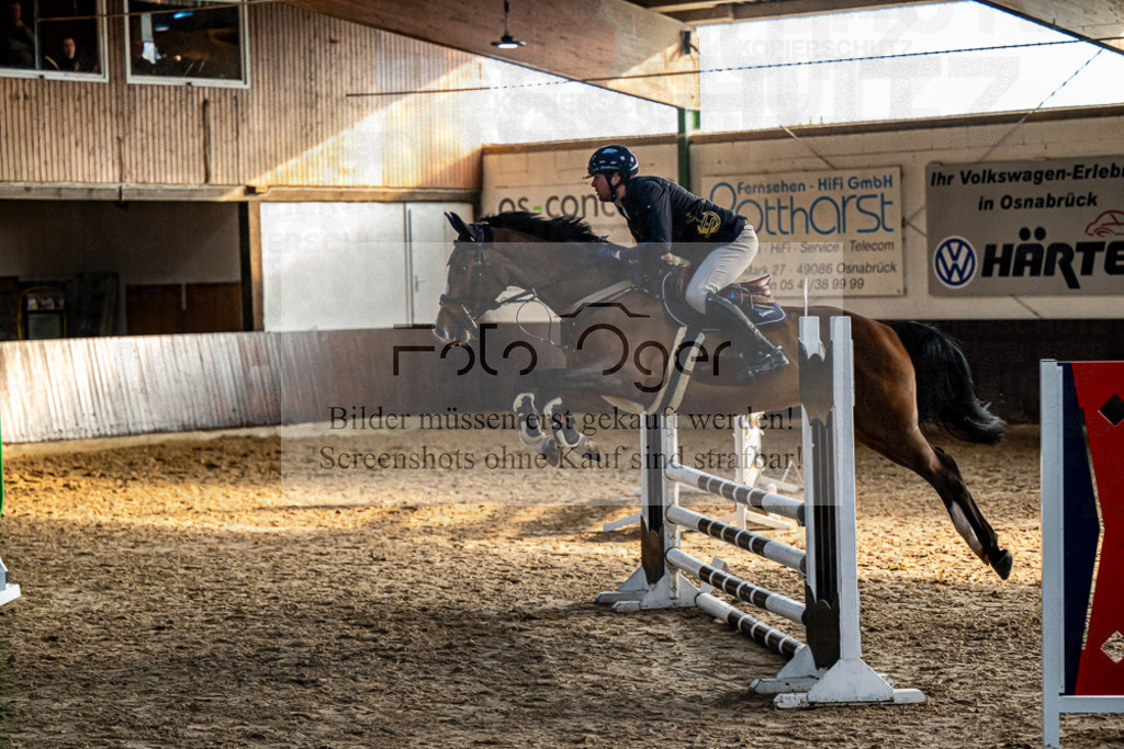 20240308-DOS_2747 | Entdecke hochwertige Reitturnierfotos von Foto Oger. Professionell, emotional und authentisch – jetzt Lieblingsmomente im Shop bestellen.Deutschlandweite Turnierfotografie. - Realisiert mit Pictrs.com
