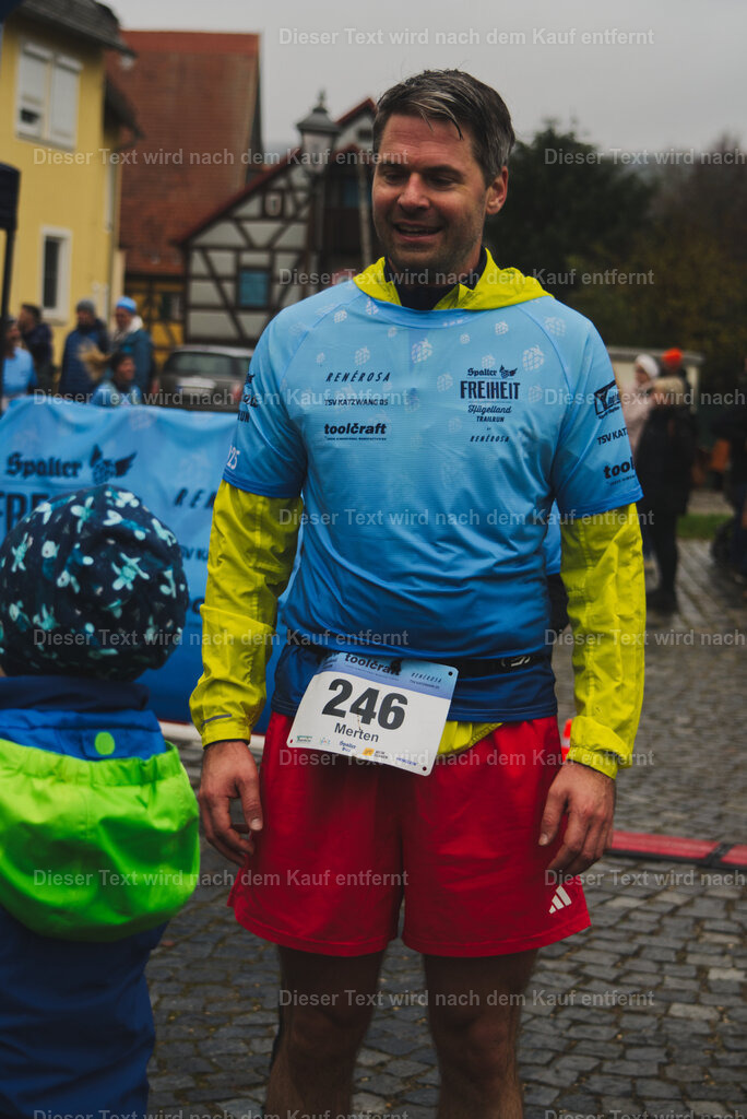 cineathletes-huegelland-2025-11-09-12-23-54 | Sportfotografie rund um Obstacle Course Racing und Trail Run - Realisiert mit Pictrs.com