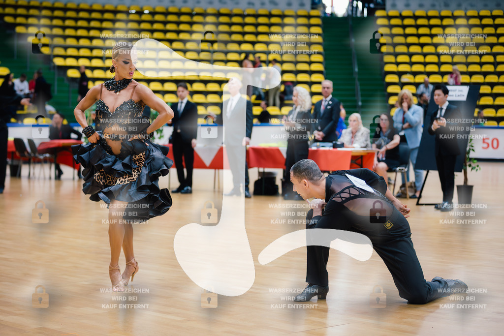 Hessen Tanzt WDSF International Open Latin 1st (17) Artur Balandin _ Anna Salita (T.T.C. Rot-Weiß-Silber Bochum)-2025-05-18-4126 | Webshop for digital downloads and prints of dance sport, event & show photographer Julian Link - Realisiert mit Pictrs.com