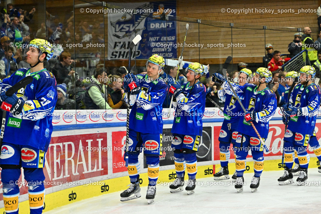 EC IDM Wärmepumpen VSV vs. EC KAC 17.3.2023 | EC VSV Mannschaft nach Niederlage Spiel 5 gegen KAC 