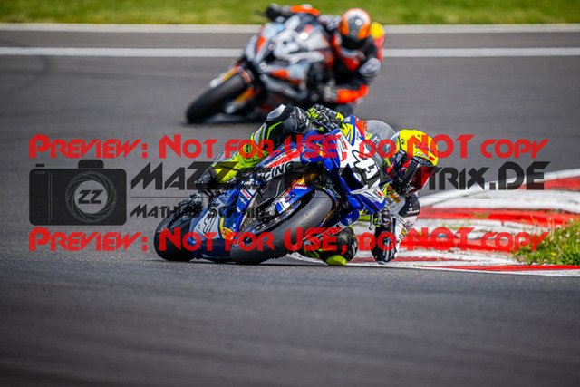 MaZZes_FotoMatrix_220508_93515 | Fotograf Mathias Schmid
Sportfotograf,
Eventfotograf,
Hochzeitsfotograf,
Portraitfotograf