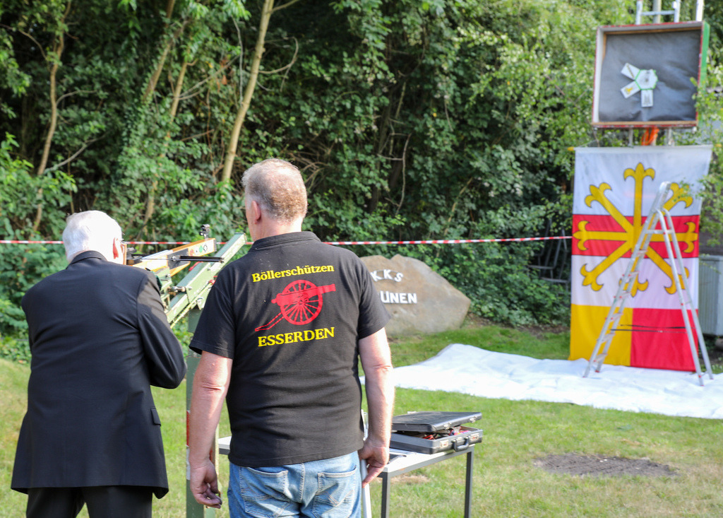 top-top.de-250627-155 | Foto, Video, Fotografie, Videografie, Fotobox, DJ, Discjockey, Musik, Musikbox, Veranstaltung, Photobooth, Amazon, Ebay, Buchtipp, Bestseller, Autor, Verlag, Buch, Wesel, Hamminkeln, NRW, Dinslaken, Rees, Drohne, Hochzeit, Party, Fotobox, Wesel, Fotograf