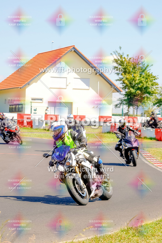 _MOT9189 | Hier findet Ihr Bilder von Touristenfahrten auf der Nürburgring Nordschleife oder von anderen Veranstaltungen die ich besucht habe. Viel Spass beim Durch Schauen 