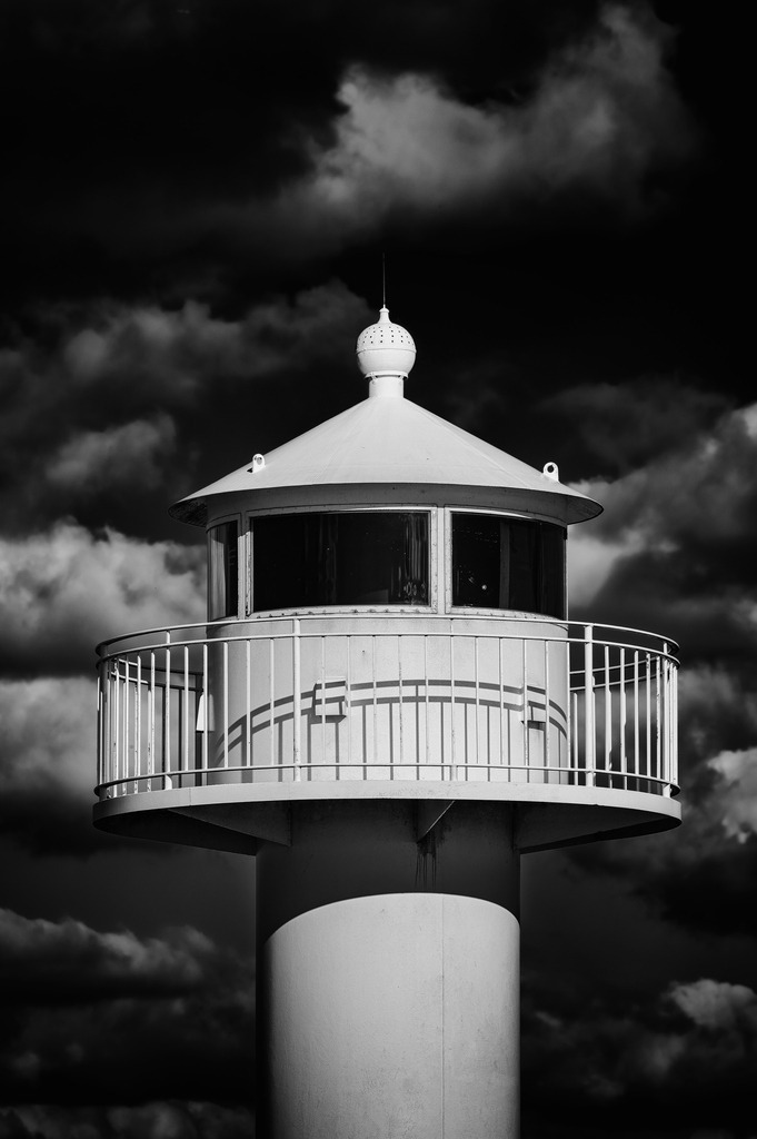 2024_10_05_SH-GLUECKSTADT_MCP2802 sw | Hochwertig gedruckte Fotografien für die Wand, als Kalender und zum Verschenken. Hamburg & Norddeutschland und überall wo ich mit der Kamera unterwegs war.