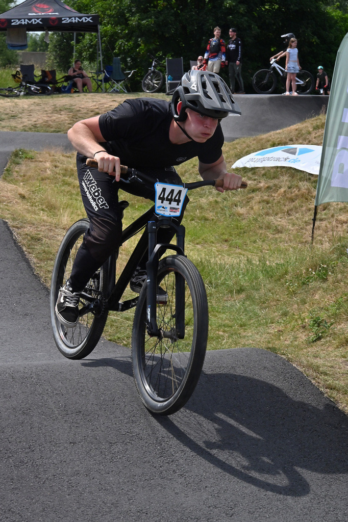 DSC_7449-cam-florian | German Pumptrack Series - Realisiert mit Pictrs.com