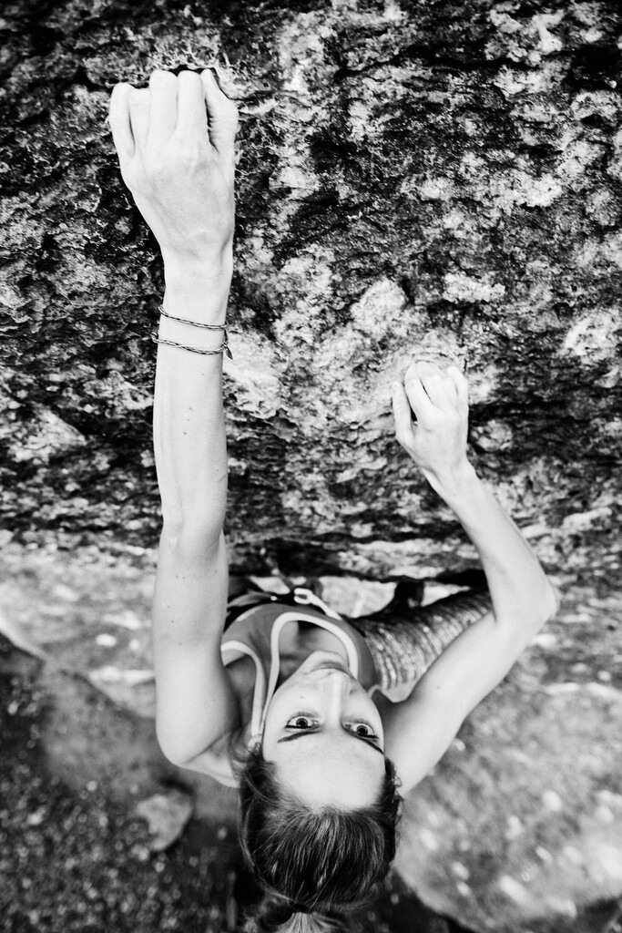 CS-171020-0469-4 | Selena Schmidt klettert Knochensammler (9) in Zamonien, Frankenjura