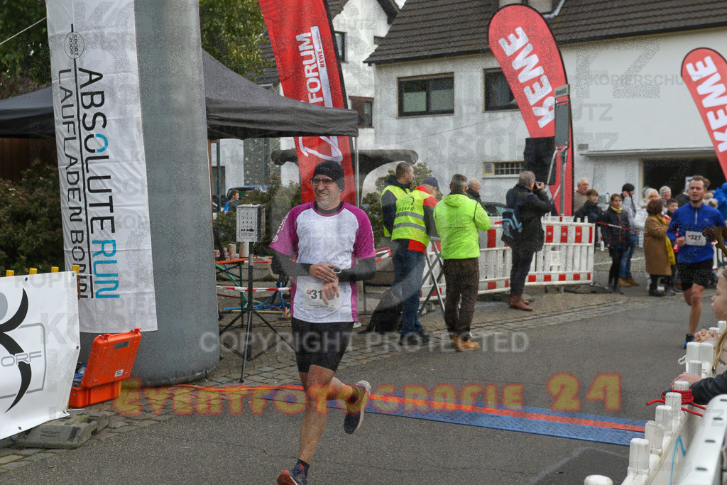 221127_1215_EV9_3481 | Sportfotografie im Rhein-Sieg Kreis, Köln, Bonn, NRW, Rheinland Pfalz, Hessen, etc. Unser Tätigkeitsfeld umfasst den Laufsport vom Volkslauf über den Marathon, Duathlon, Triathon bis zum Ultralauf wie Kölnpfad Ultra oder Schindertrail.