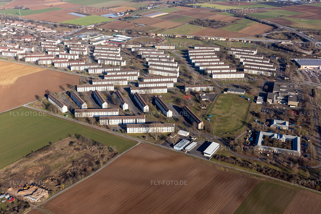 Luftbild: ehemalige Ami-Kaserne heute BAMF im Ortsteil Patrick Henry Village in Heidelberg im Bundesland Baden-Württemberg in Deutschland. Foto: IMG_125538.jpg vom 21.02.2021 durch Werner Riehm/FLY-FOTO.de