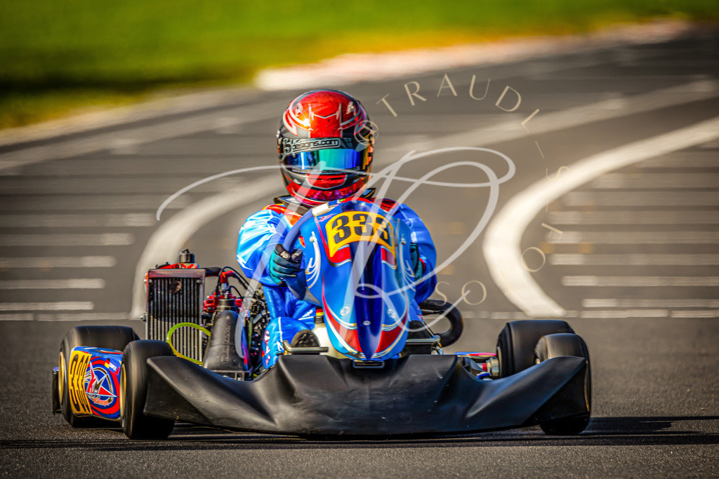 03F61F10-1521-449A-BFE1-0967C4FE452B | traudl_s_fotos