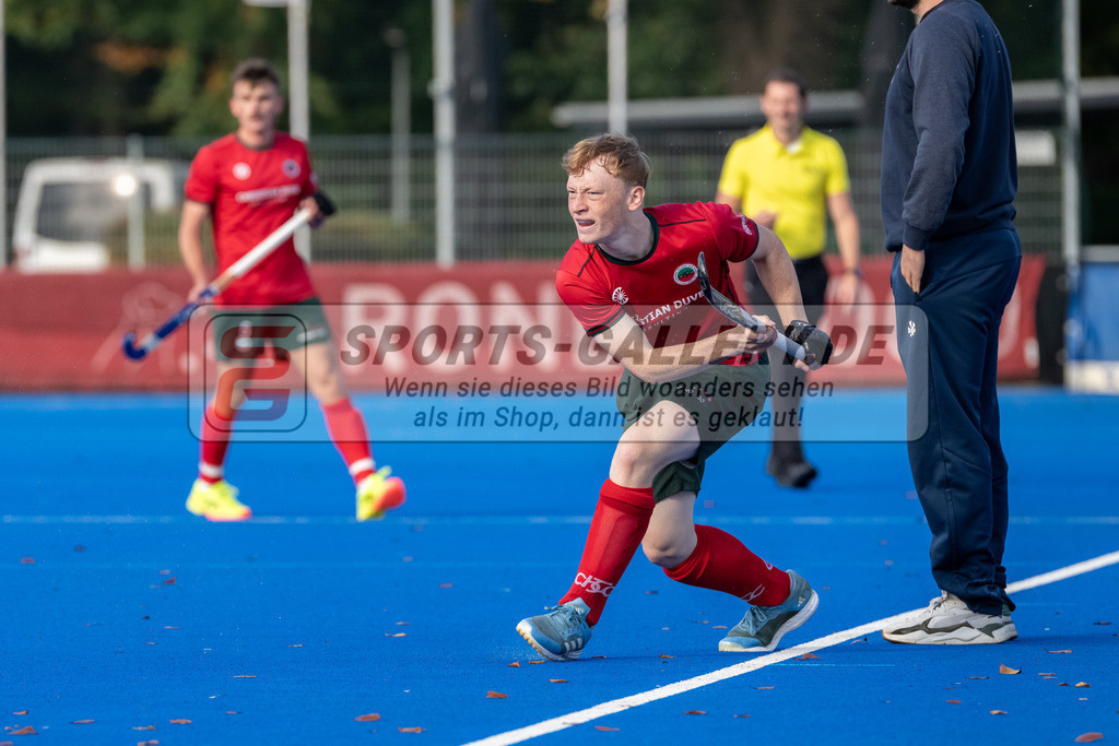 HK_20241019_107862 | 1. Bundesliga Herren Crefelder HTC - Großflottbeker THGC am 19.10.2024 CHTC, Krefeld , Lenjo Tappert ( Crefelder HTC #11 )