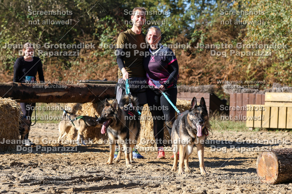 Dog Paparazzi - Strongdog 10-25-2372 | Dog Paparazzi Jeanette Grottendiek Fotografie & Videografie - Realisiert mit Pictrs.com
