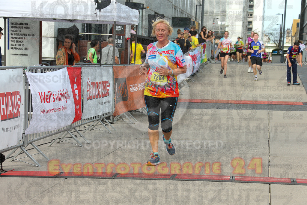 250920_1332_EX1_5358 | Sportfotografie im Rhein-Sieg Kreis, Köln, Bonn, NRW, Rheinland Pfalz, Hessen, etc. Unser Tätigkeitsfeld umfasst den Laufsport vom Volkslauf über den Marathon, Duathlon, Triathon bis zum Ultralauf wie Kölnpfad Ultra oder Schindertrail.
