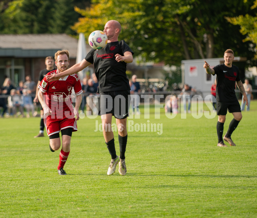 BWL_2566 | jns.sportfotos - Realisiert mit Pictrs.com