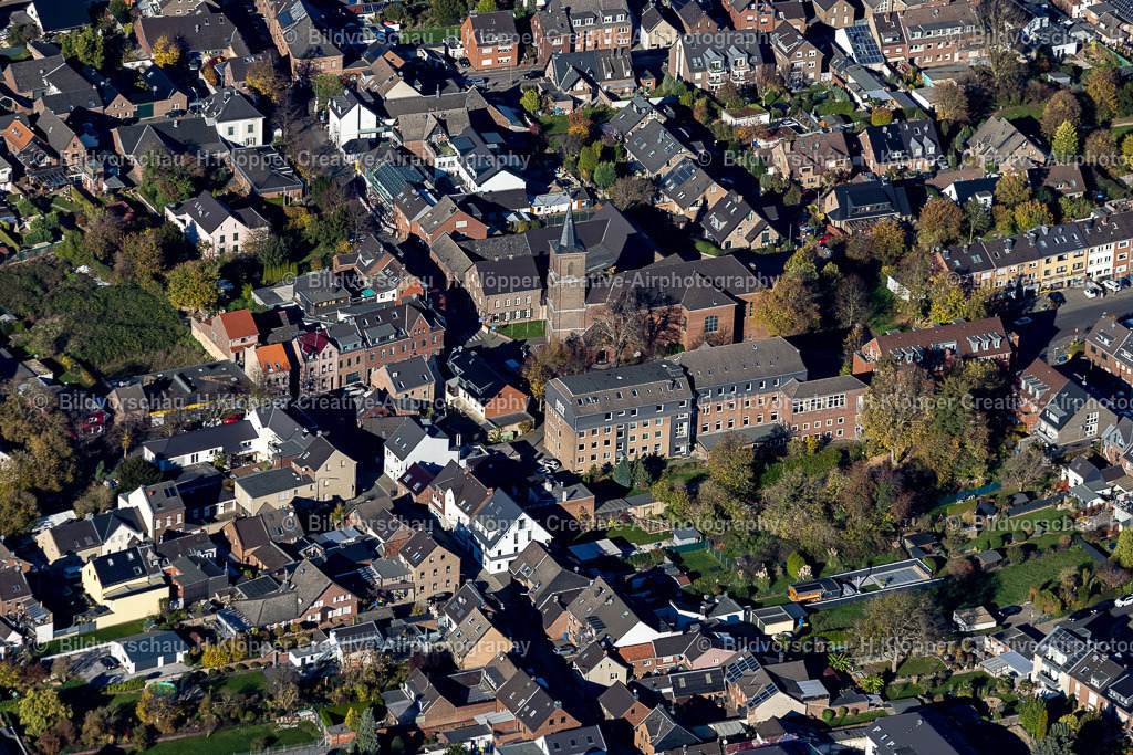 luftbilder-neuss-holzheim-9005 | Luftbildfotografie Hermann Klöpper - Realisiert mit Pictrs.com
