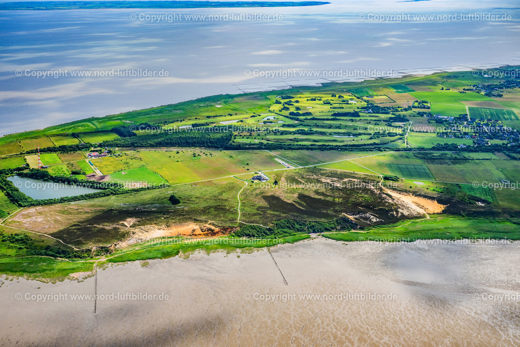 Sylt_Morsum_Kliff_ELS_7286130625 | MORSUM 13.08.2025 Wasseroberfläche an einer Bucht entlang der Meeres- Küste " "Morsumer Kliff" " in Morsum auf der Insel Sylt im Bundesland Schleswig-Holstein, Deutschland. // Water surface at the bay along the sea coast " "Morsumer Kliff" " in Morsum on Island Sylt in the state Schleswig-Holstein, Germany. Foto: Martin Elsen