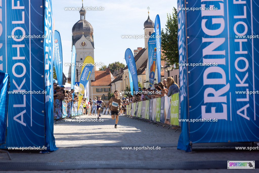 VJ__2876 | Stadtlauf Erding 2025 #stadtlauferding #erdingstadtlauf #stadtlauf_erding #laufmotivation #trisporterding #yourpictrs #sportshot_your_pictrs