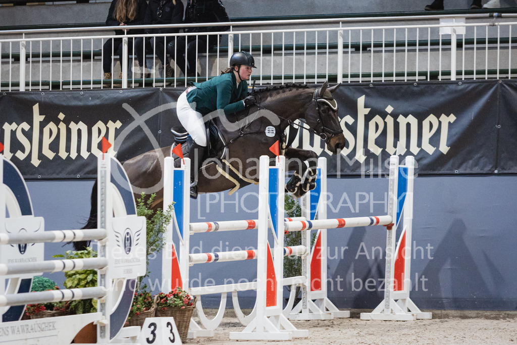 221217_Warstein_Stil-L-126 | Deine schönsten Turniermomente als professionelle Fotos! Entdecke hochwertige Pferdesport-Fotografie im Online-Shop. Jetzt Fotos finden & bestellen!