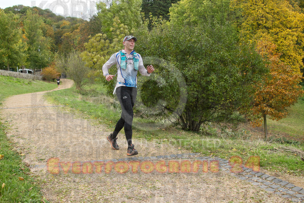 231029_1213_EV4_3266 | Sportfotografie im Rhein-Sieg Kreis, Köln, Bonn, NRW, Rheinland Pfalz, Hessen, etc. Unser Tätigkeitsfeld umfasst den Laufsport vom Volkslauf über den Marathon, Duathlon, Triathon bis zum Ultralauf wie Kölnpfad Ultra oder Schindertrail.