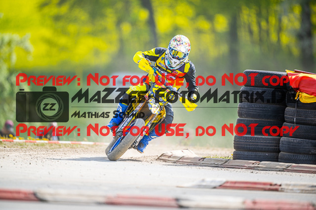 MaZZes_FotoMatrix_230506_7942 | S2