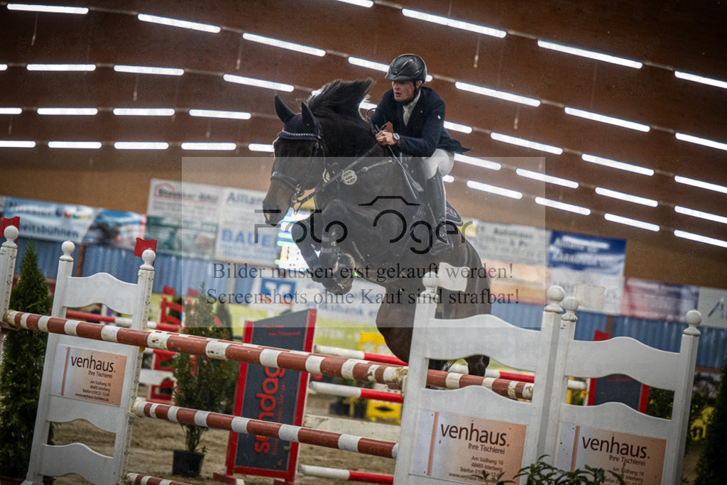 DOS_1565 | Entdecke hochwertige Reitturnierfotos von Foto Oger. Professionell, emotional und authentisch – jetzt Lieblingsmomente im Shop bestellen.Deutschlandweite Turnierfotografie. - Realisiert mit Pictrs.com