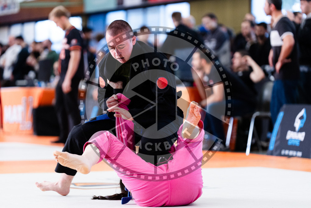 20251122PBB12909 | Athletes compete during the Grappling Industries Berlin Jiu-Jitsu and Grappling Championship, on November 22, 2025 in Berlin, Germany. © photoblackbelt